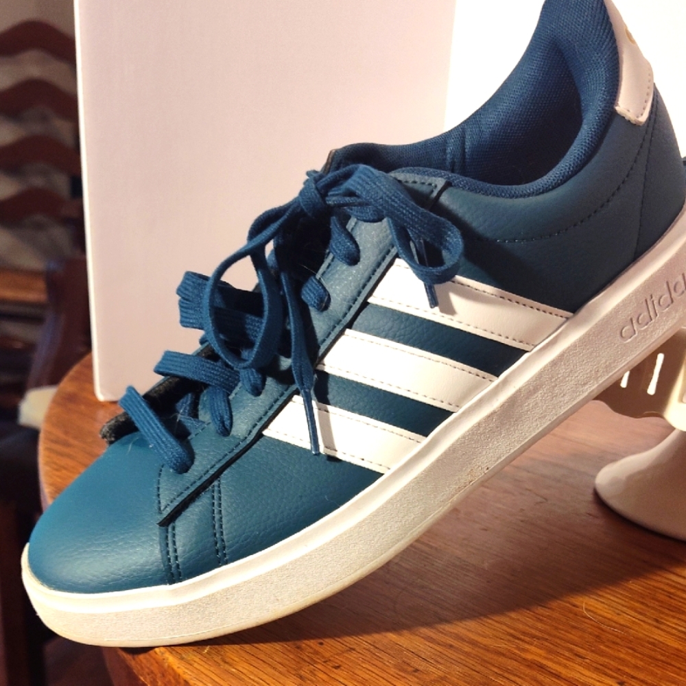 Adidas Teal and White Classic Sneakers Only Worn Once